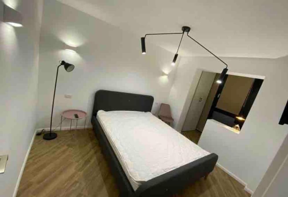 Enescu Flat Apartment Suceava Bagian luar foto